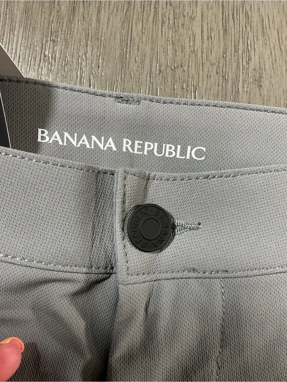 NWT Banana Republic Men’s Performance Flat Front Tech Gray Pants 30x32